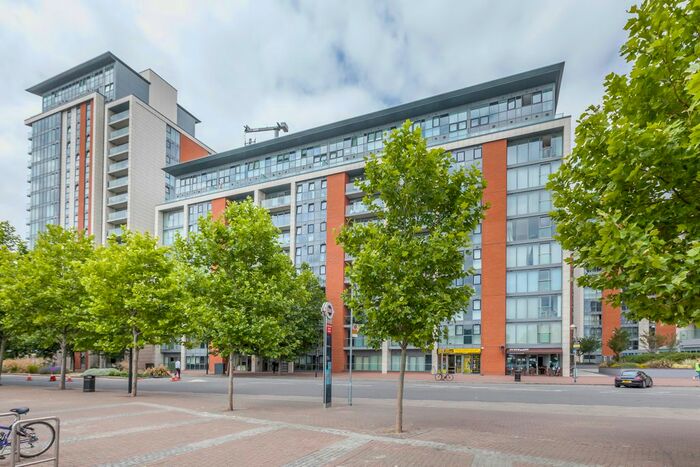 1 Bedroom Flat To Rent In Western Gateway, London, E16