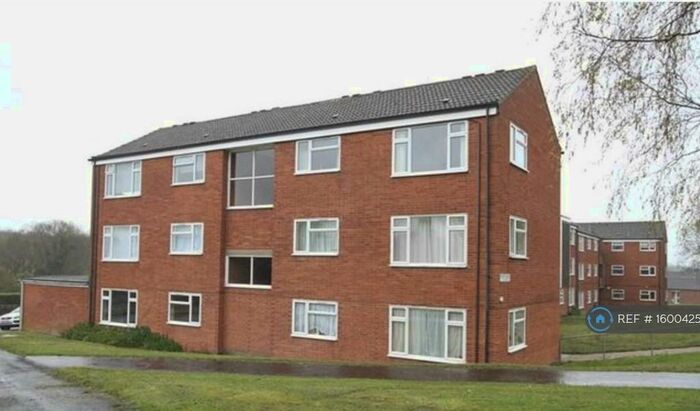 1 Bedroom Flat To Rent In Hipley Close, Chesterfield, S40