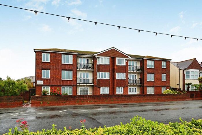 1 Bedroom Flat For Sale In Wannock Road, Eastbourne, BN22