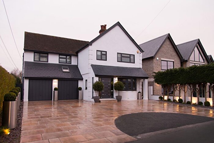 5 Bedroom Detached House For Sale In Great Wheatley Road, Rayleigh, SS6