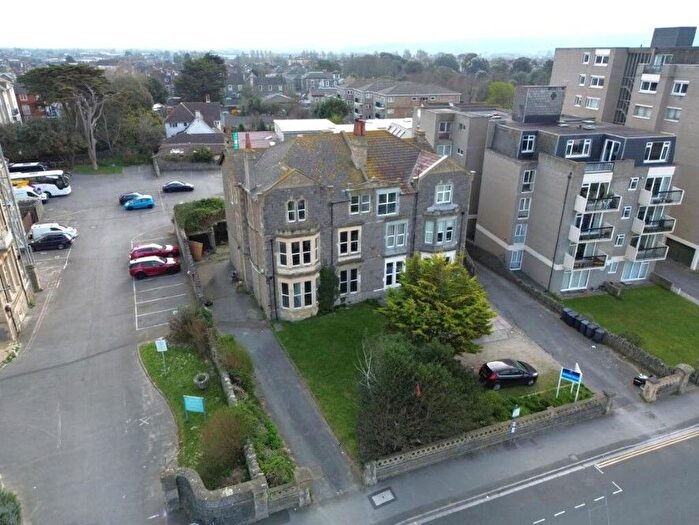 15 Bedroom Semi Detached House For Sale In Beach Road, Weston-Super-Mare, BS23