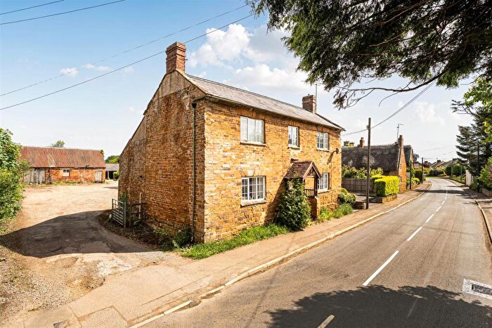 4 Bedroom Detached House For Sale In Main Street, East Haddon, Northampton, NN6