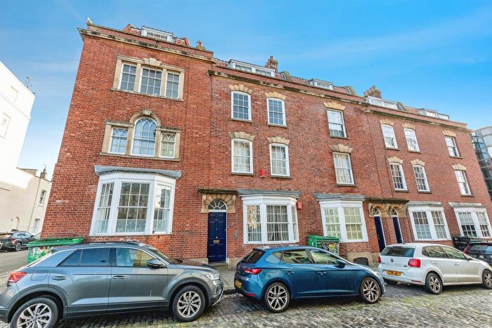 1 Bedroom Apartment For Sale In Gloucester Street, St. Pauls, Bristol, BS2