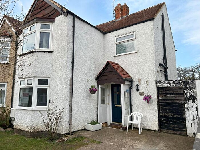 3 Bedroom Semi-Detached House To Rent In Coverley Road, Headington, Oxford, OX3