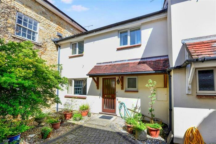 2 Bedroom Terraced House To Rent In Digby Road, Sherborne, DT9