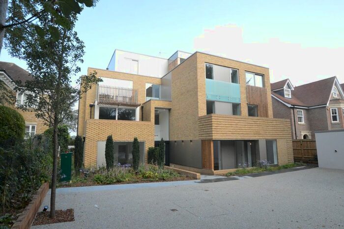 2 Bedroom Flat To Rent In London Road, St Albans AL1