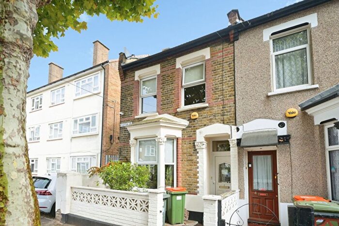 3 Bedroom End Terrace House For Sale In Clifton Road, London, E7