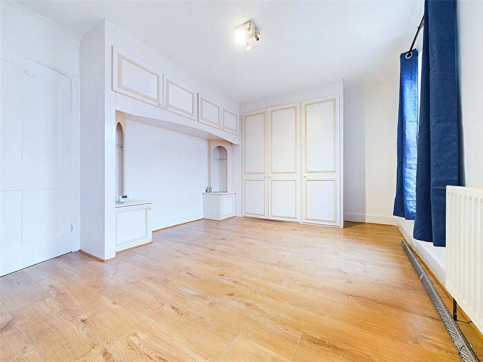 1 Bedroom Flat To Rent In Osborne Road, Hounslow, TW3