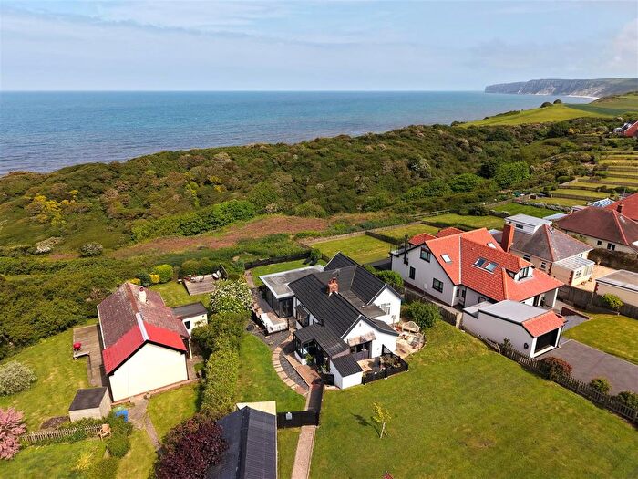 3 Bedroom Detached Bungalow For Sale In Gap Road, Hunmanby Gap, Filey, YO14