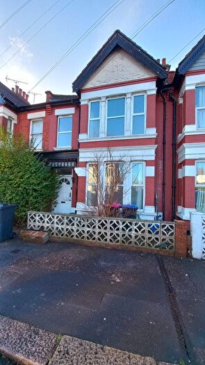 4 Bedroom Terraced House For Sale In Anerley Road Westcliff On Sea, SS0