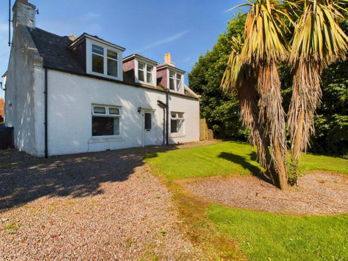 4 Bedroom Cottage For Sale In Stoneybank Terrace, Turriff, AB53