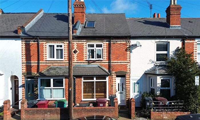 3 Bedroom Terraced House For Sale In Kings Road, Caversham, Reading, Berkshire, RG4