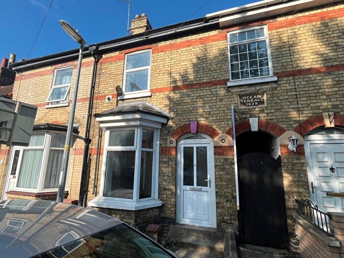 2 Bedroom Terraced House For Sale In Victoria Road, Wisbech, PE13