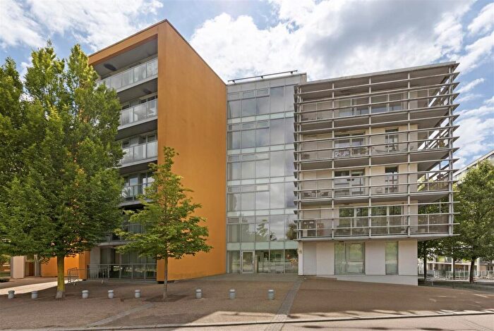 1 Bedroom Apartment To Rent In Blake Apartments, New River Village, Hornsey, N8