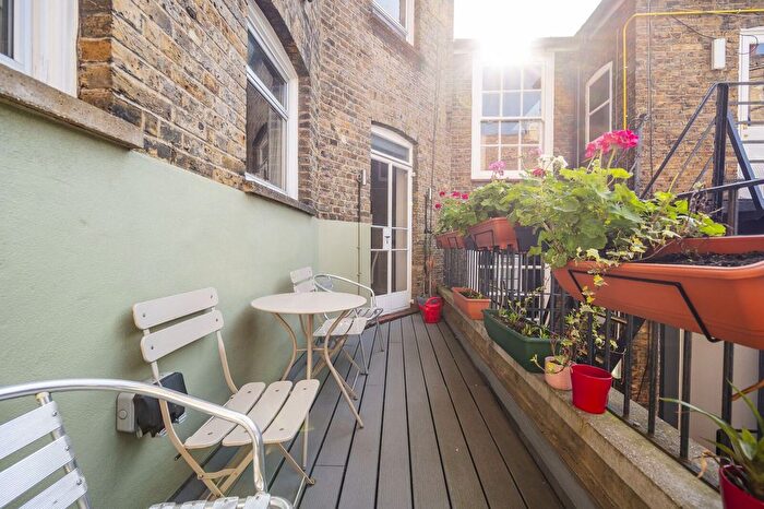 2 Bedroom Flat To Rent In Archer Street, Soho, London, W1D