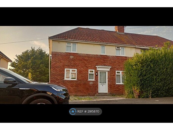 3 Bedroom Semi-Detached House To Rent In Selby Road, Bristol, BS5