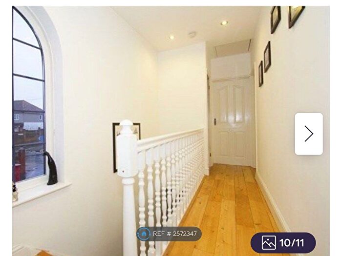 3 Bedroom End Of Terrace House To Rent In House, Sidcup, DA15