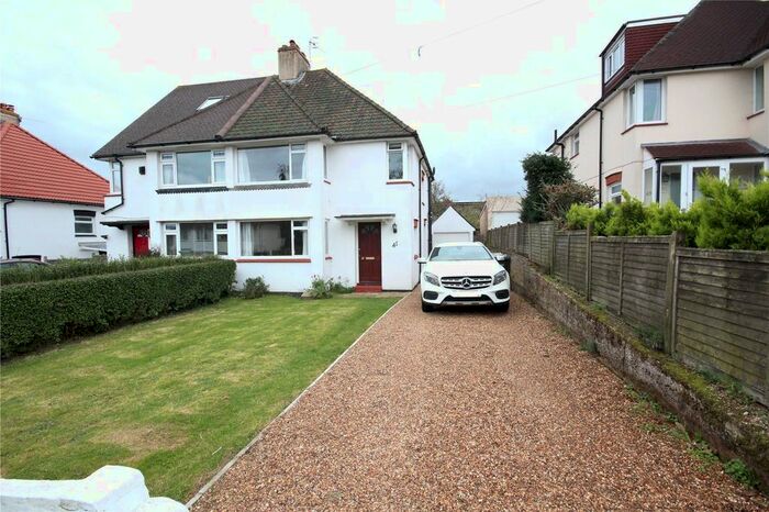 3 Bedroom Semi-Detached House To Rent In Deakin Leas, Tonbridge, Kent TN9