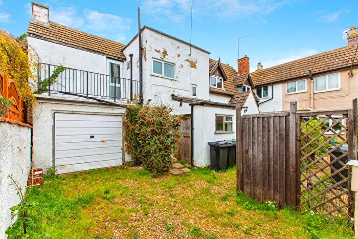 5 Bedroom Cottage For Sale In Pleasant Row, Woodford, Kettering, NN14