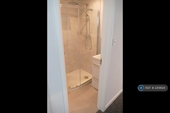 1 Bedroom Flat To Rent In Wimborne Road, Bournemouth, BH9