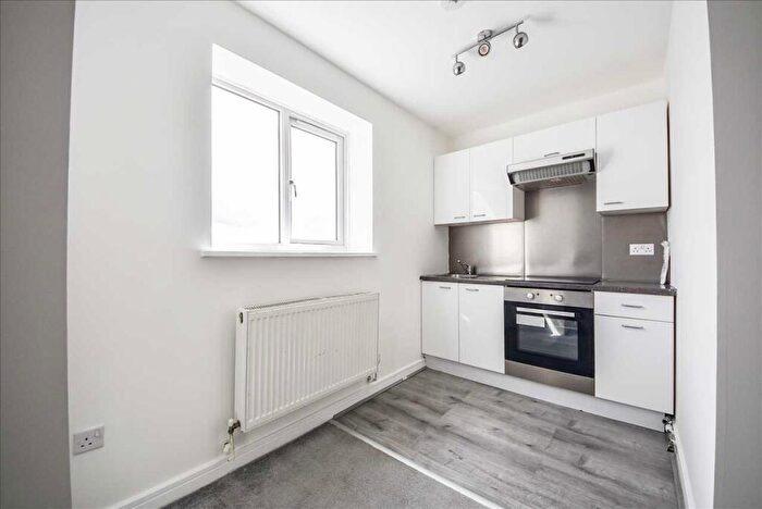 1 Bedroom Apartment For Sale In Avon House, Tithe Barn Road, Wellingborough, NN8
