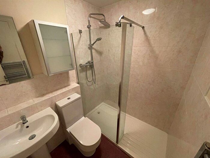 1 Bedroom Flat To Rent In Foxcroft Close, Leicester, LE3