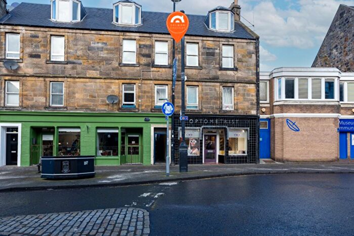1 Bedroom Flat For Sale In High Street, Burntisland, KY3