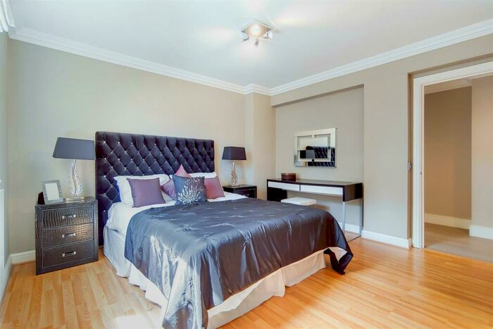 3 Bedroom Flat To Rent In St John’s Wood Park, St John's Wood, London, NW8