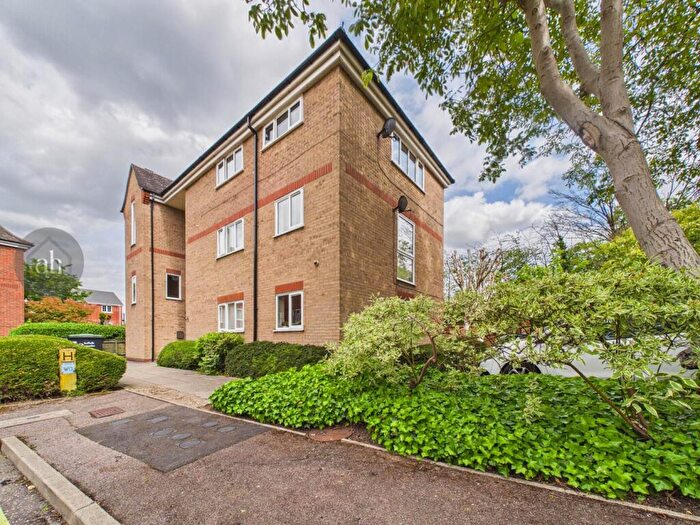 2 Bedroom Flat To Rent In Trinity Mews, Bury St. Edmunds, IP33