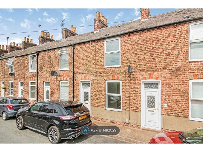 2 Bedroom Terraced House To Rent In Norwood Grove, Beverley, HU17