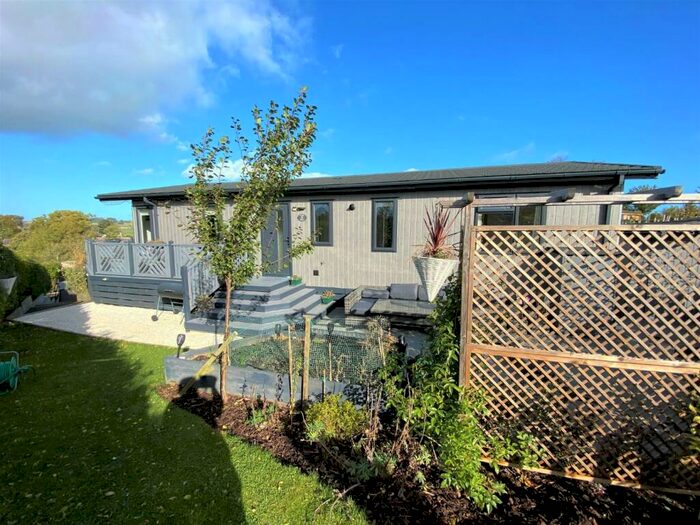 2 Bedroom Park Home For Sale In Vale View, Whittingham, NE66