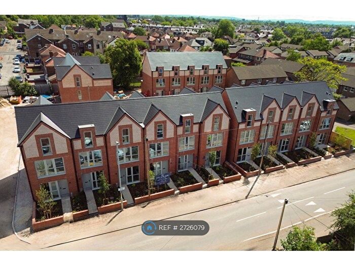 4 Bedroom Terraced House To Rent In Stafford Close, Manchester, M14