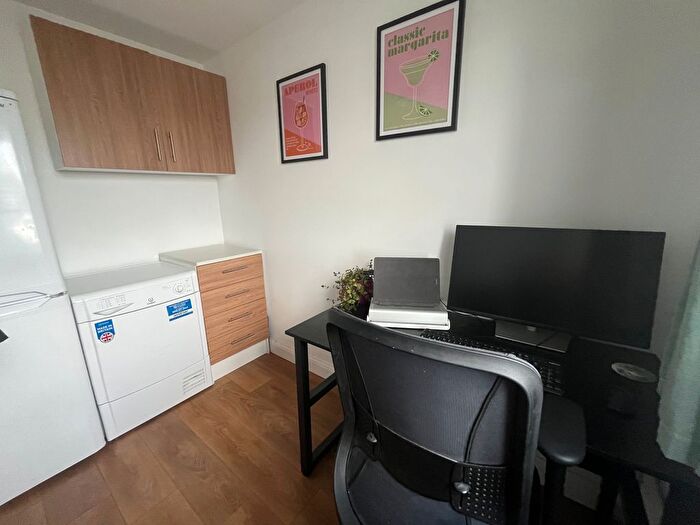 4 Bedroom End Terrace House For Sale In Jennings Road, Redruth, TR15