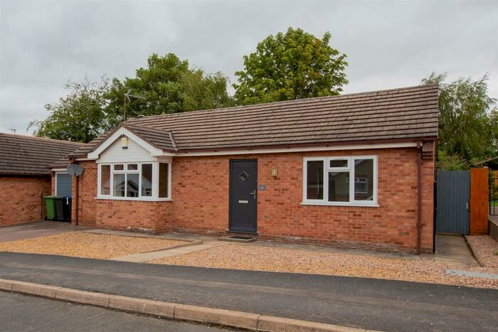 3 Bedroom Detached Bungalow To Rent In Anthony Drive, Thurnby, Leicester, LE7