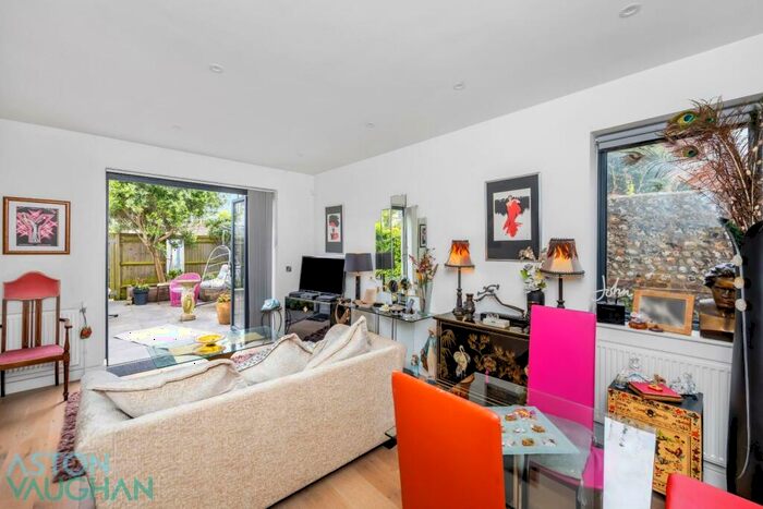 2 Bedroom Semi-Detached House For Sale In Bristol Gardens, Brighton, BN2