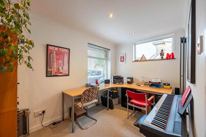 4 Bedroom Detached House For Sale In Greenway Lane, Bath, BA2