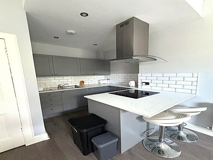 1 Bedroom Flat To Rent In Corstorphine High Street, Edinburgh, EH12