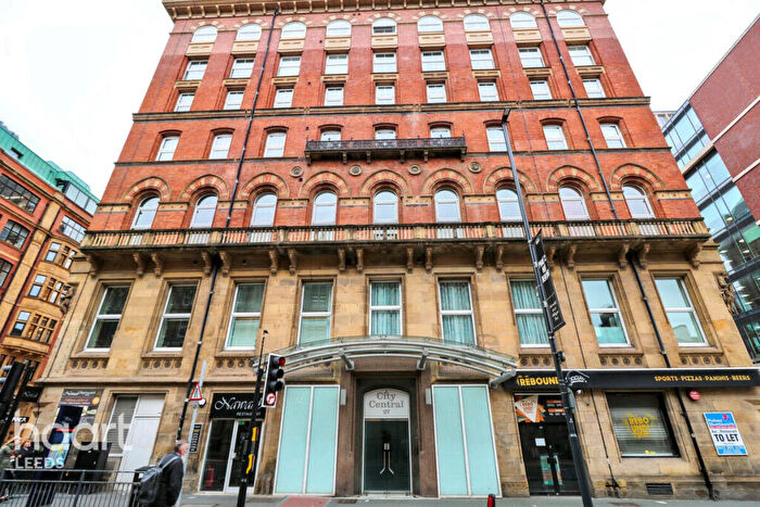 2 Bedroom Apartment For Sale In Wellington Street, Leeds, LS1