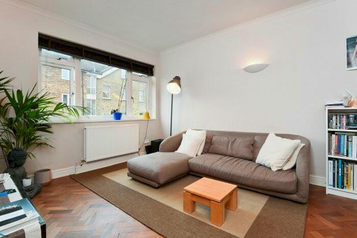 2 Bedroom Flat To Rent In Nightingale Lane, London SW12