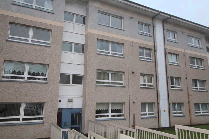 3 Bedroom Flat To Rent In Chapel Street, Airdrie, North Lanarkshire, ML6