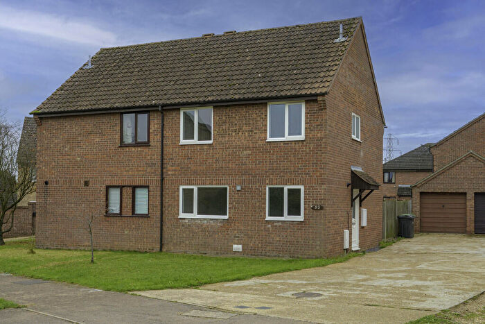 3 Bedroom Semi-Detached House To Rent In Cannell Road, Loddon, NR14