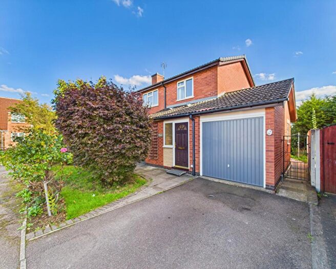 3 Bedroom Detached House For Sale In Babbacombe Close, Alvaston, DE24