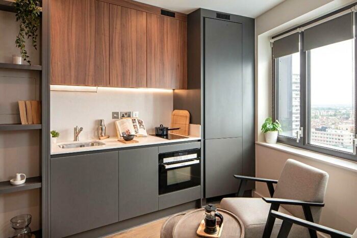 Studio To Rent In Enclave: Croydon, College Road, East Croydon, London, CR0