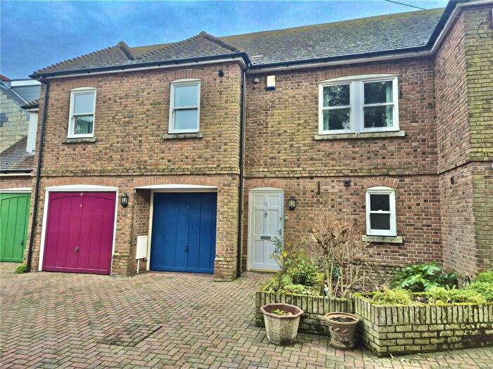 2 Bedroom House To Rent In Harbour Court, Emsworth, PO10