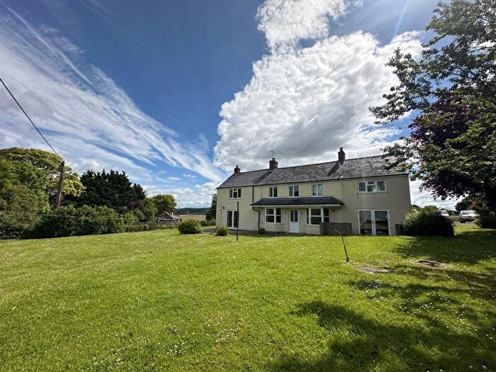 4 Bedroom Detached House To Rent In Claypits, Eastington, GL10
