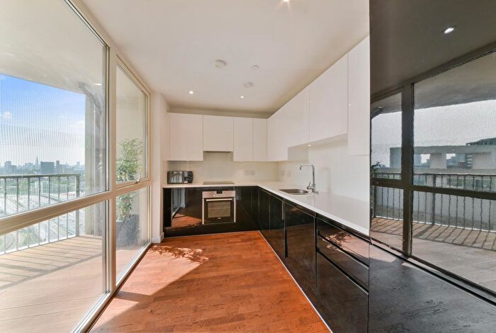 1 Bedroom Flat To Rent In Discovery Tower, Canning Town, London, E16