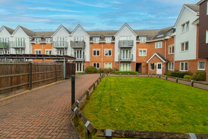 2 Bedroom Apartment To Rent In Old Dairy Close, Fleet, GU51