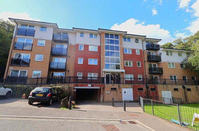 2 Bedroom Flat For Sale In Seacole Garden, Seacole Gardens, Southampton, SO16