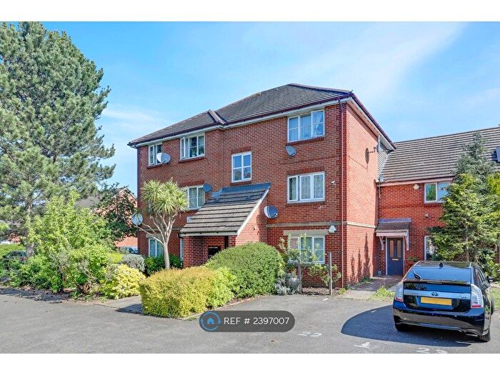 1 Bedroom Flat To Rent In Pearce Close, Mitcham, CR4