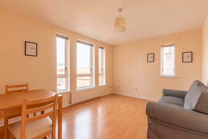 1 Bedroom Flat To Rent In L Moray Park Terrace, Edinburgh, EH7